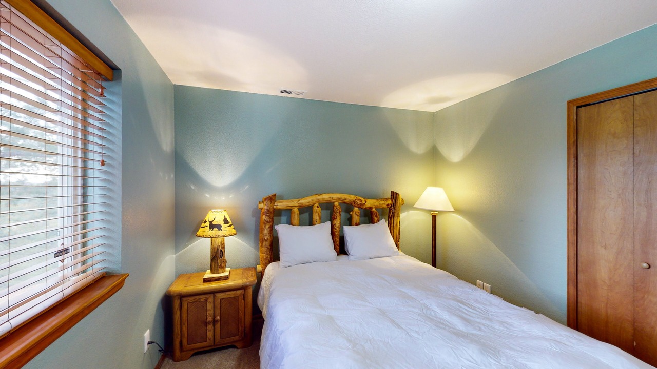 Photo of Bedroom in Rainbow Valley