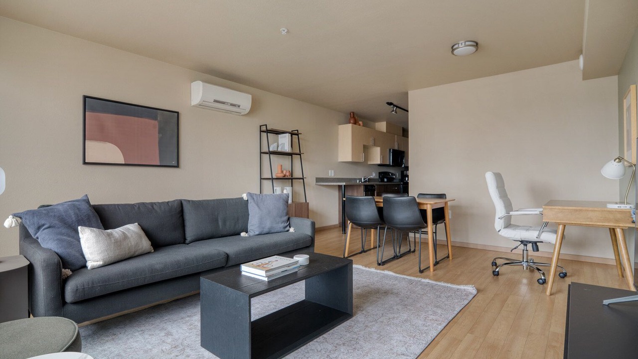 Photo of Livingroom in Lower Queen Anne