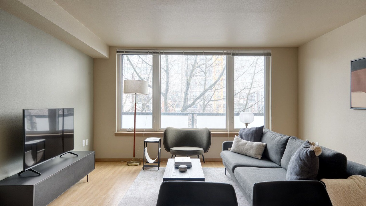 Photo of Livingroom in Lower Queen Anne
