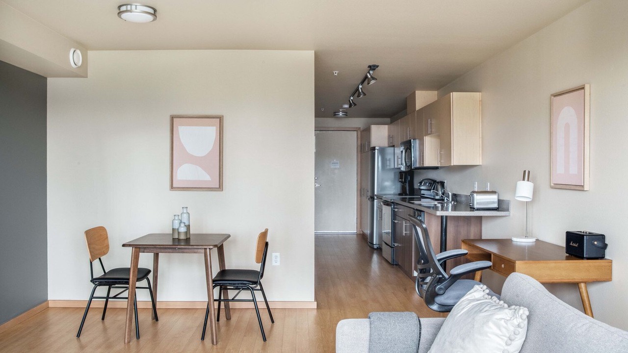 Photo of Livingroom in Lower Queen Anne