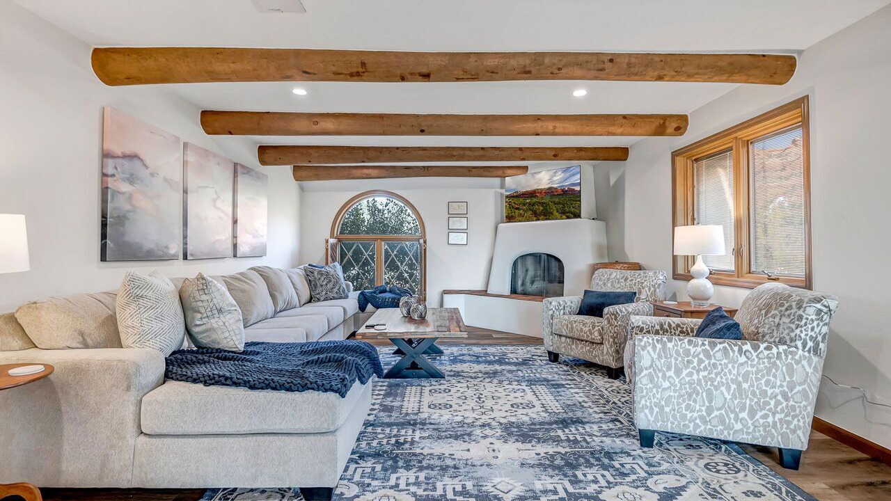 Photo of Livingroom in Sedona