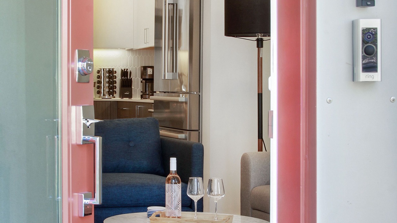 Photo of Livingroom in Capitol Hill