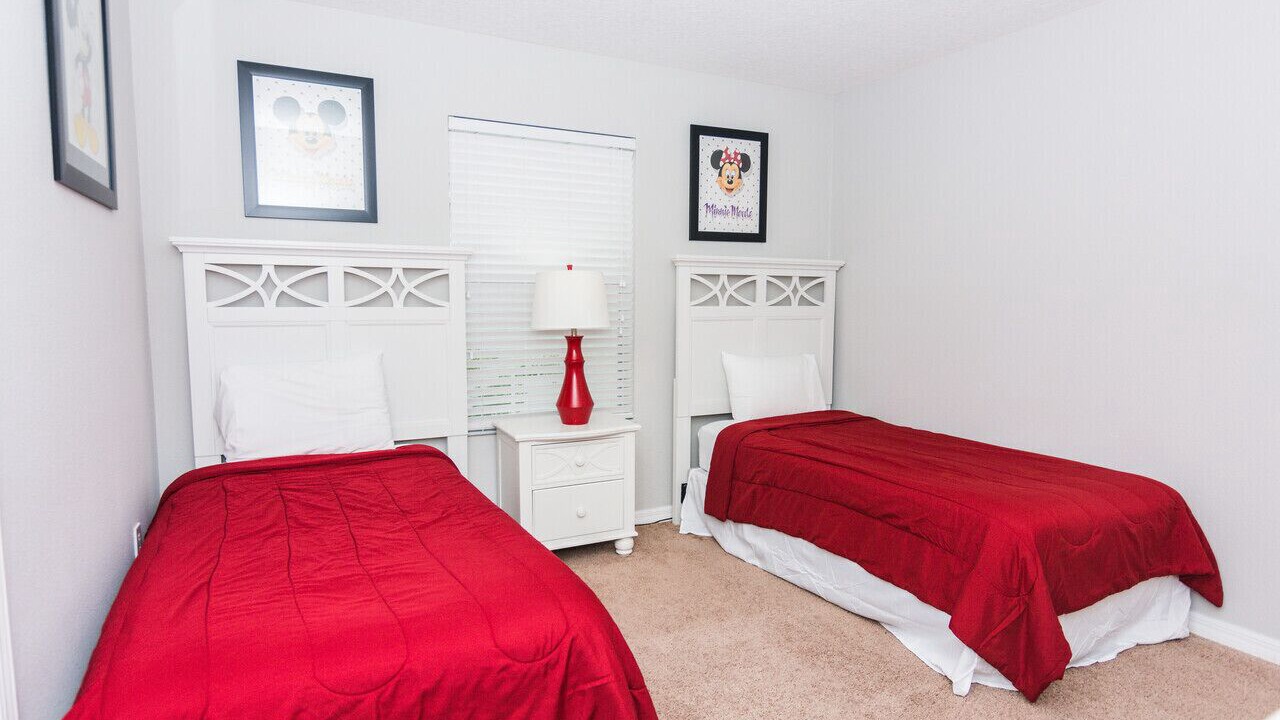 Photo of Bedroom in Lindfields