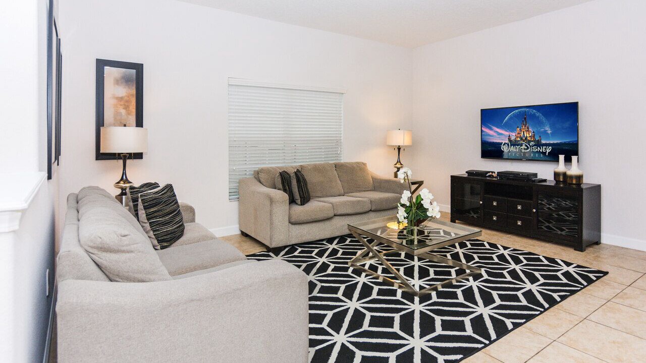 Photo of Livingroom in Lindfields