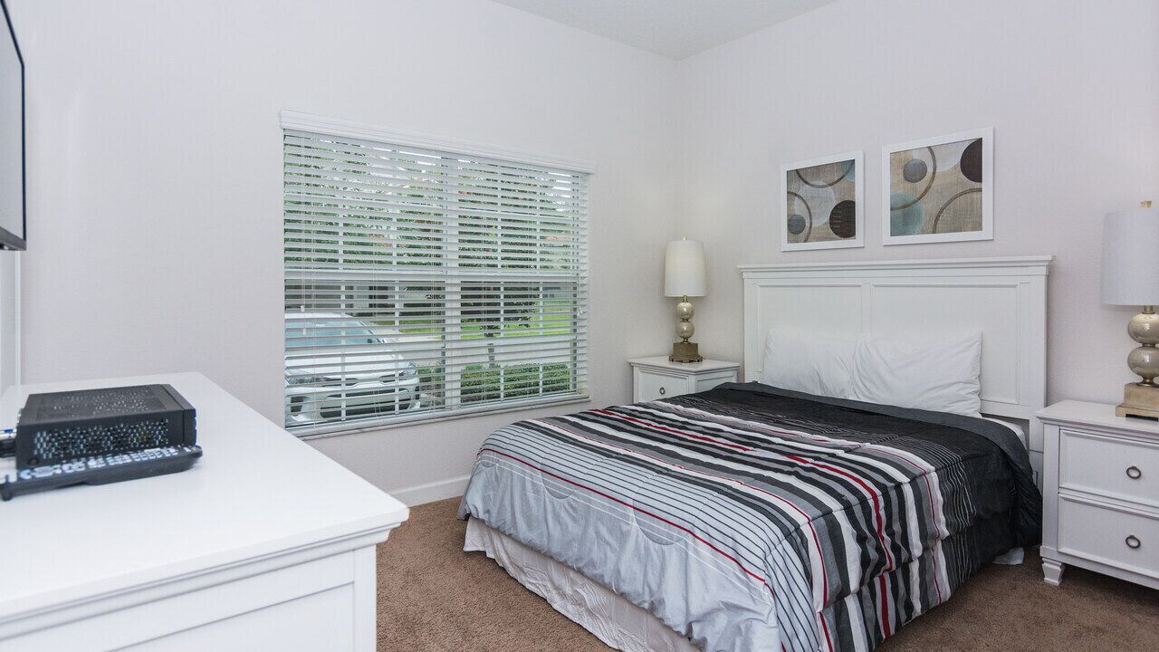 Photo of Bedroom in Lindfields