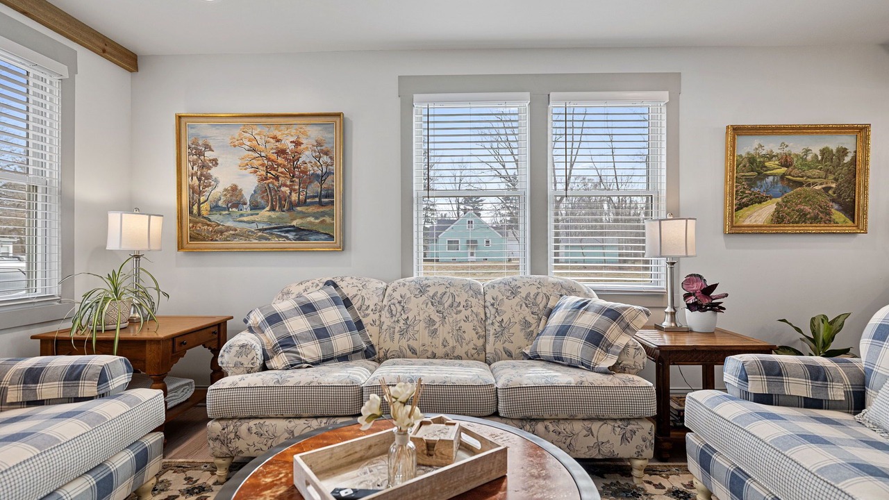 Photo of Livingroom in Benton Harbor