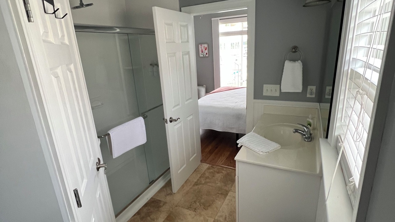 Photo of Bathroom in Fairfield Harbour