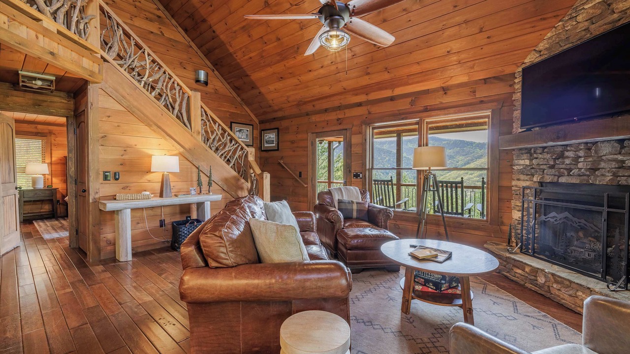 Photo of Livingroom in Blue Ridge