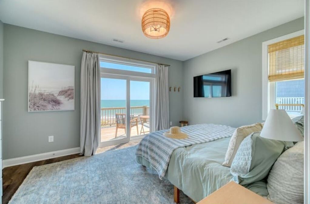 Photo of Bedroom in North Topsail Beach