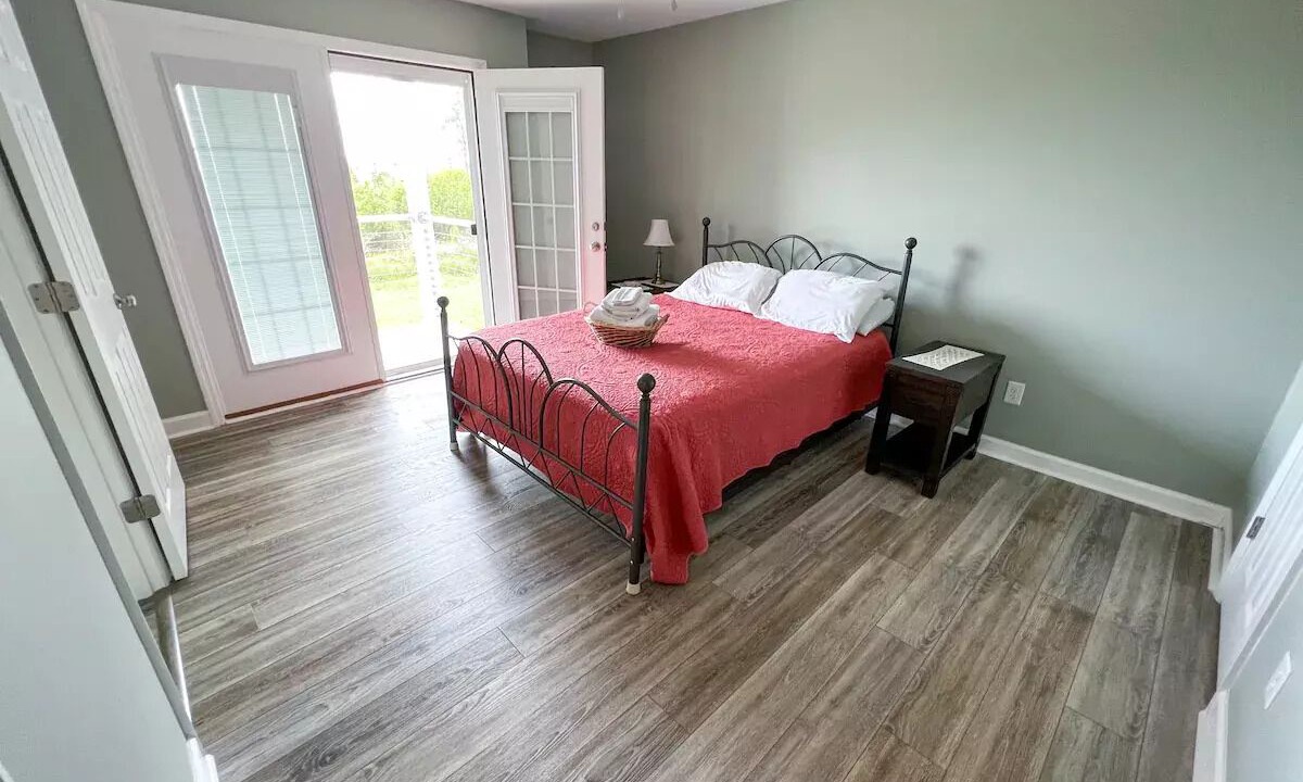 Photo of Bedroom in Fairfield Harbour