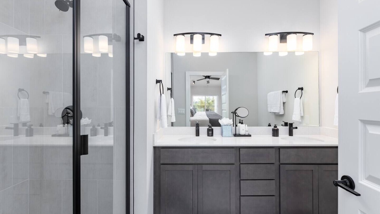 Photo of Bathroom in Mahncke Park
