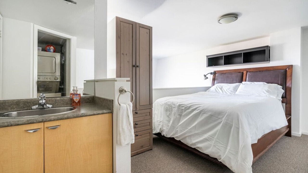 Photo of Bedroom in Belltown