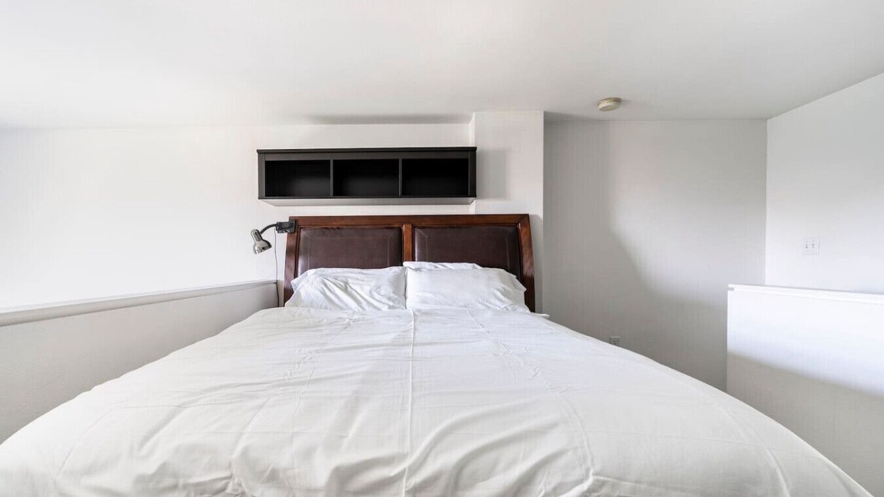 Photo of Bedroom in Belltown