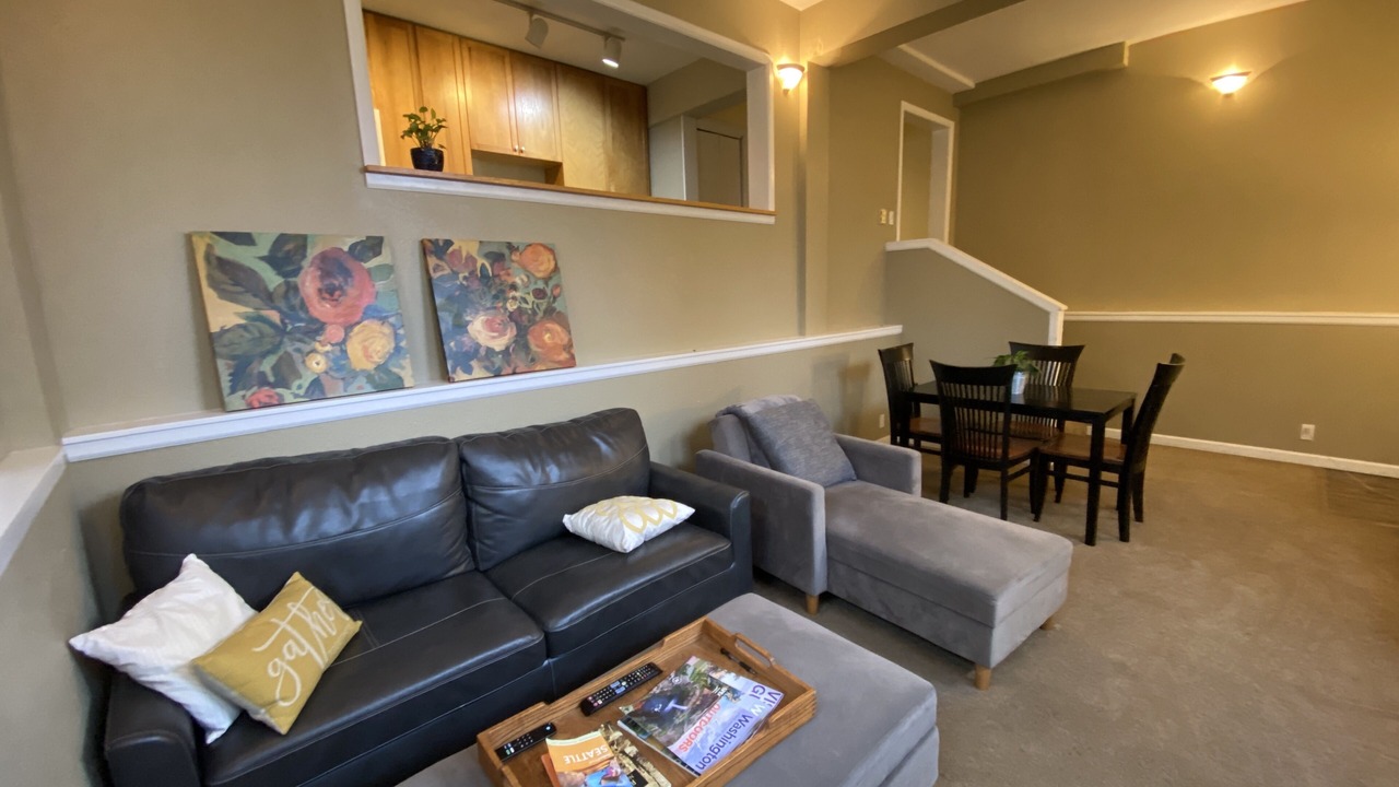 Photo of Bedroom in University District