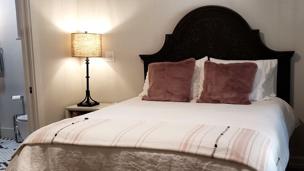 Photo of Bedroom in Tobin Hill
