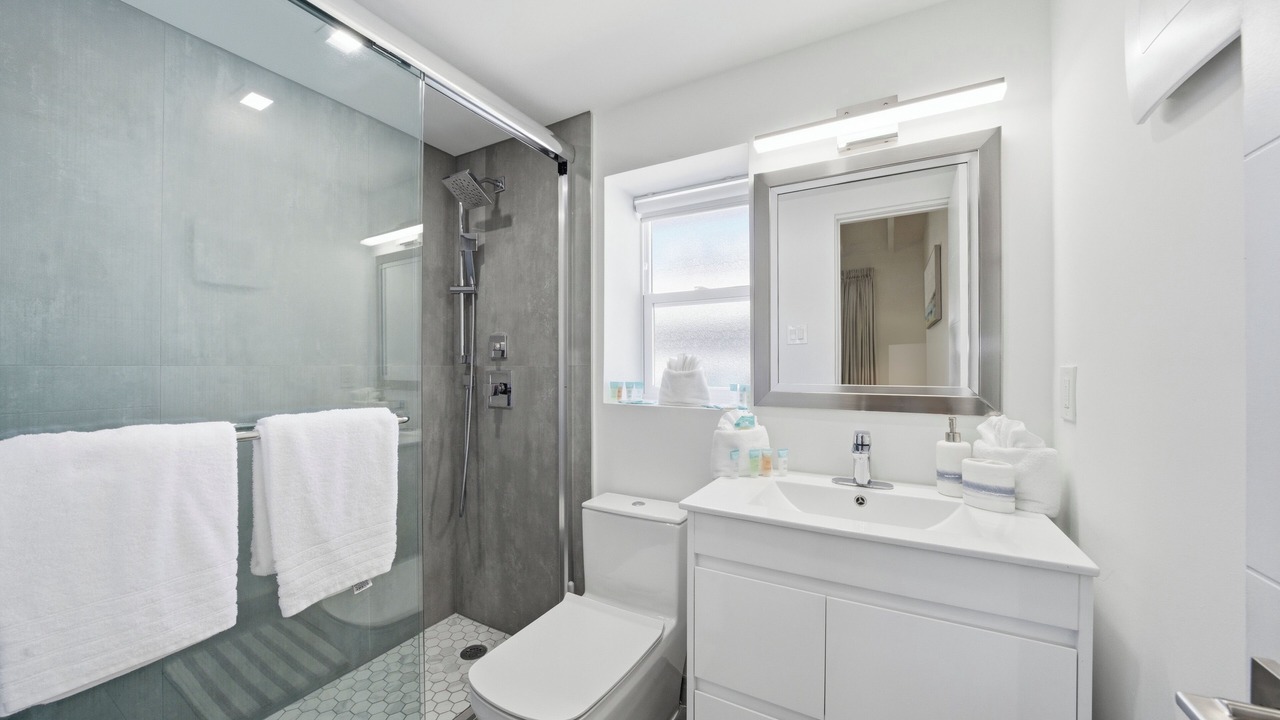 Photo of Bathroom in Birch Park Finger Streets