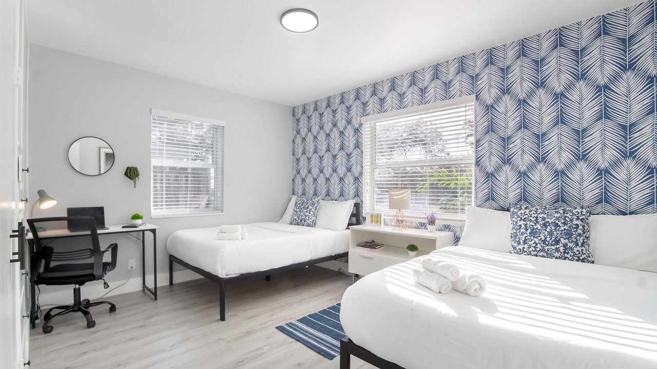 Photo of Bedroom in Hallandale Beach