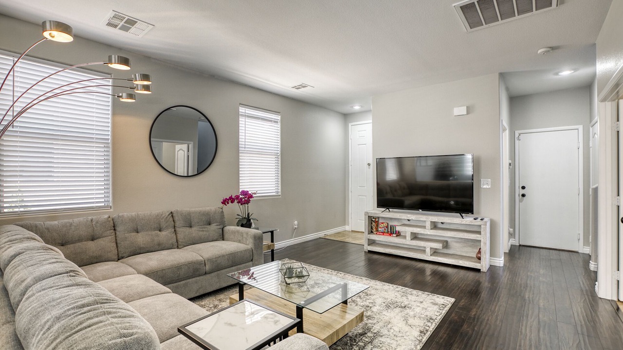 Photo of Livingroom in Nevada Trails