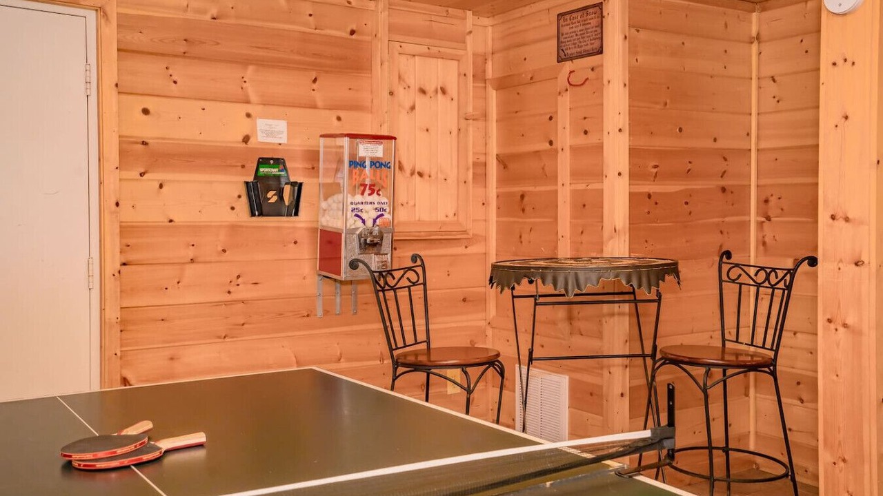 Photo of Bedroom in Chalet Village