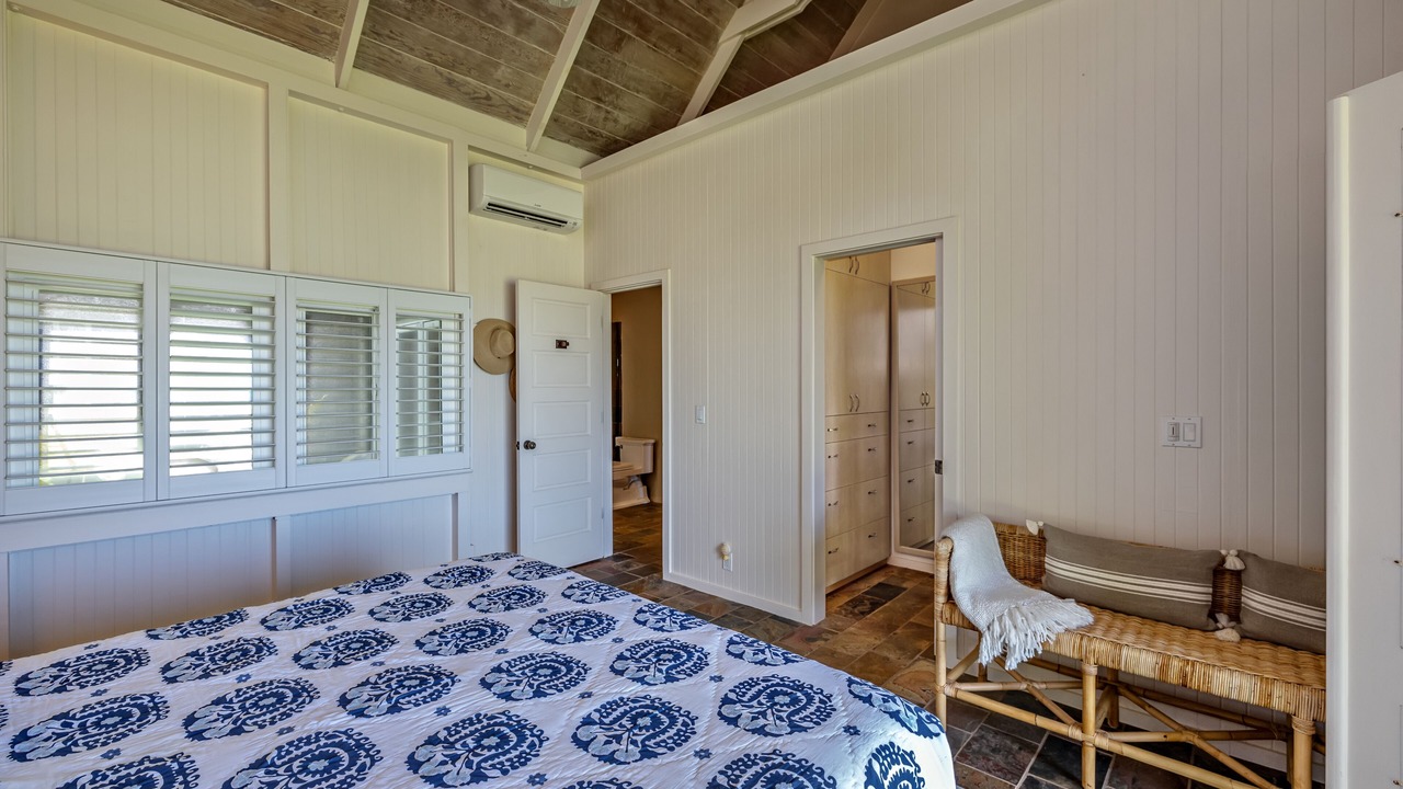 Photo of Bedroom in Mokuleia