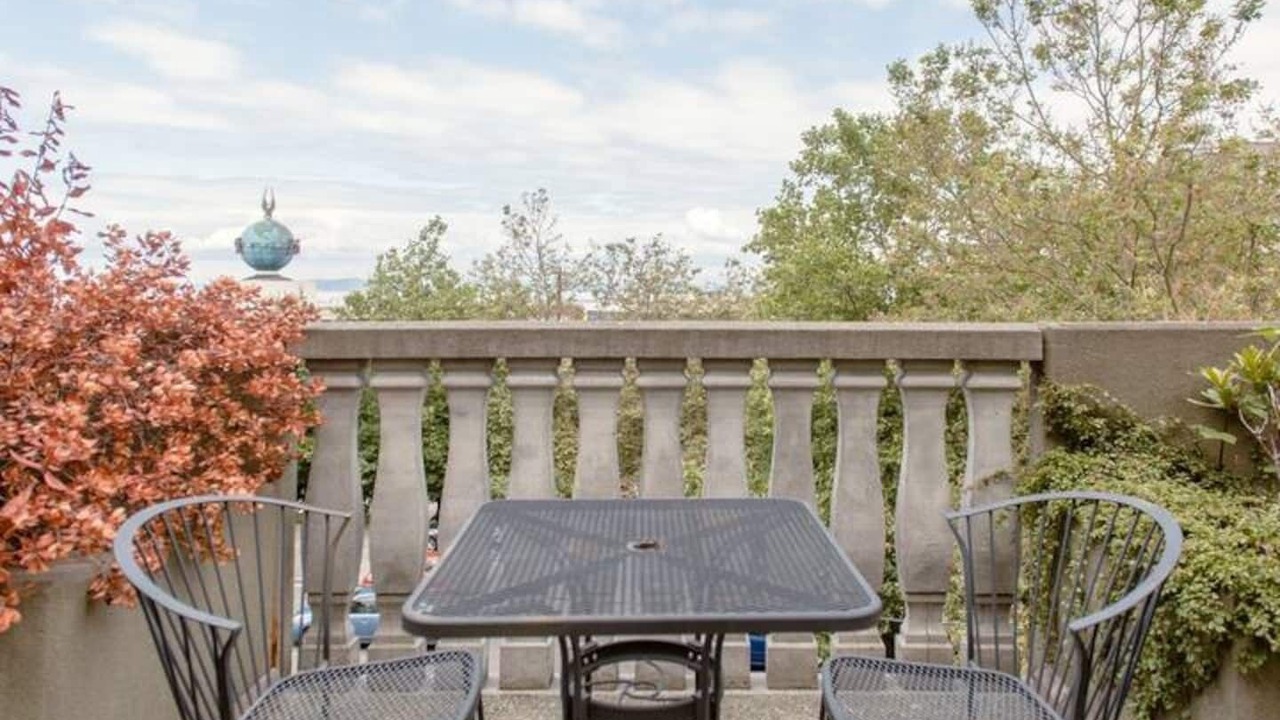 Photo of Outdoor in Lower Queen Anne