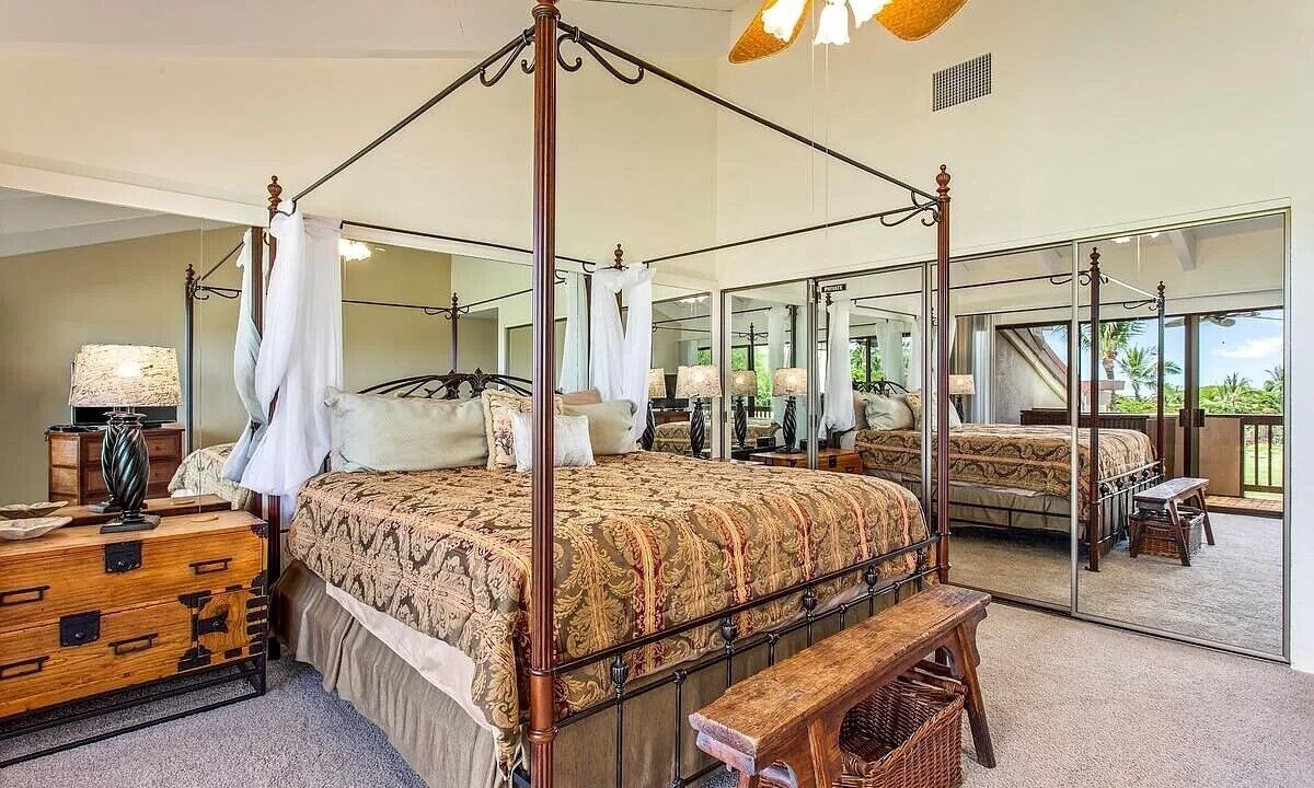 Photo of Bedroom in Kahaluu-Keauhou