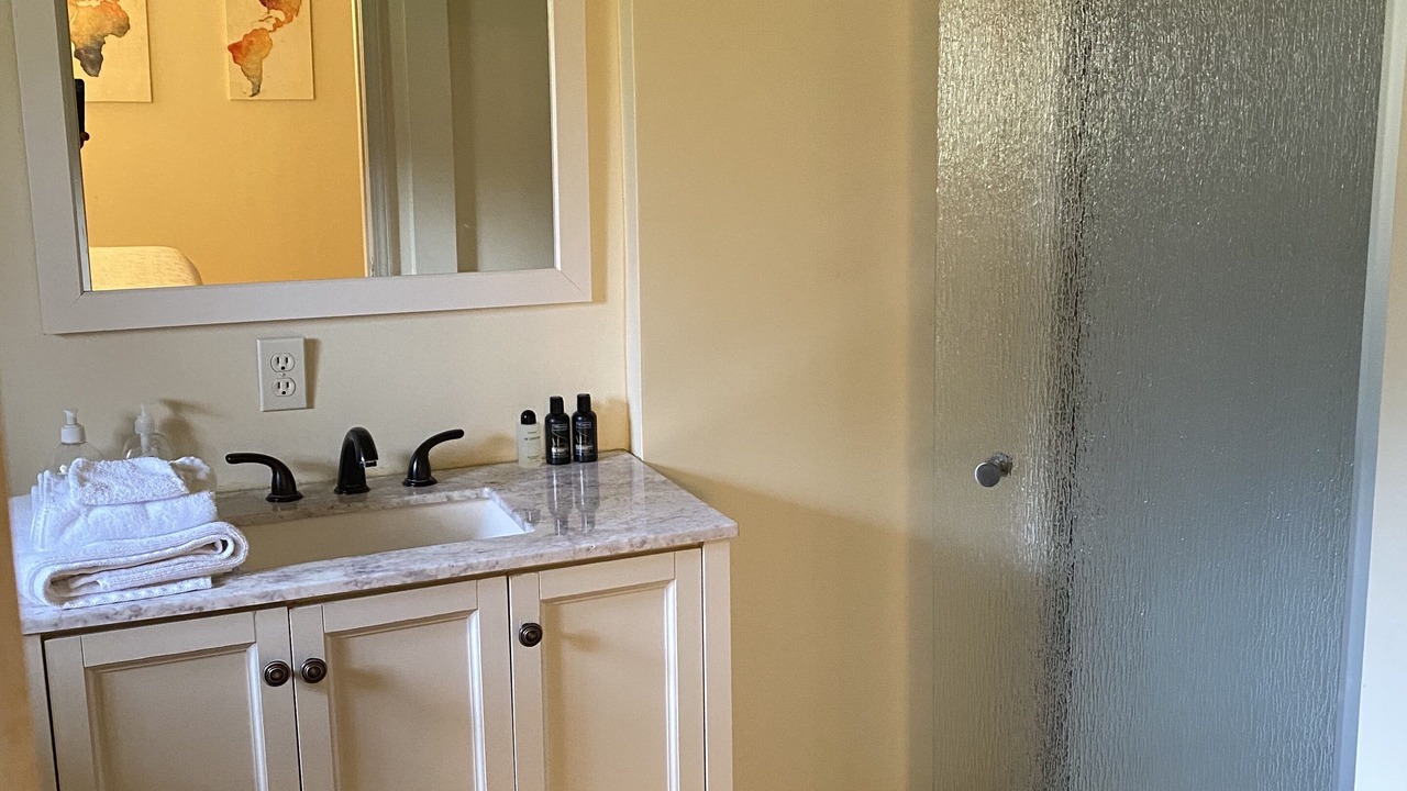 Photo of Bathroom in North Buckhead