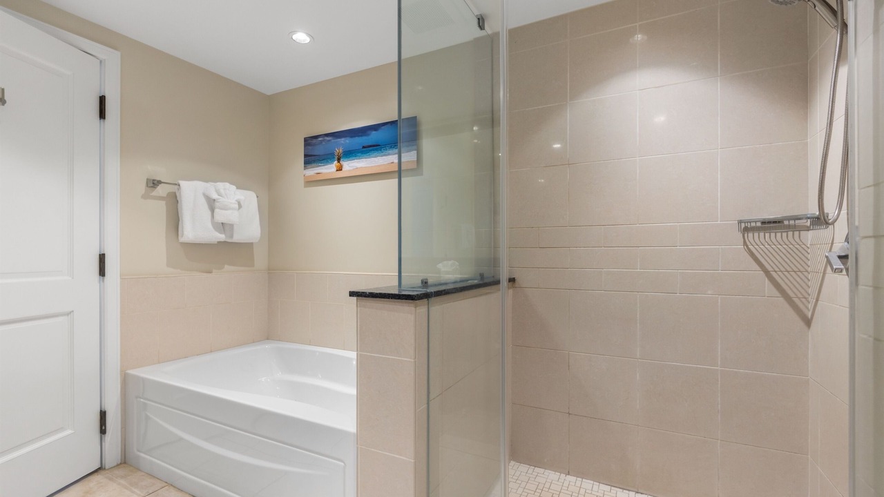 Photo of Bathroom in Honokowai