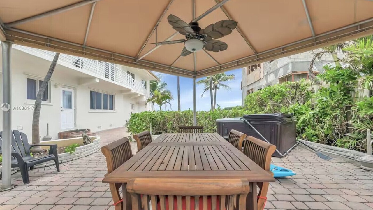 Photo of Outdoor in North Beach