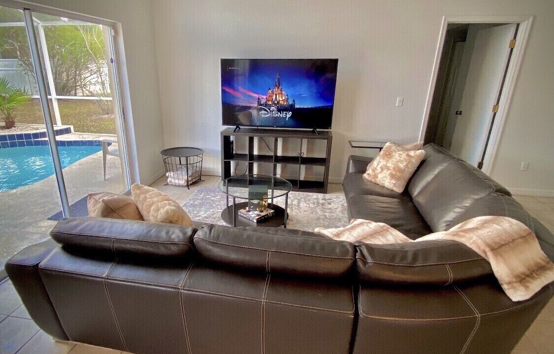 Photo of Livingroom in Lindfields