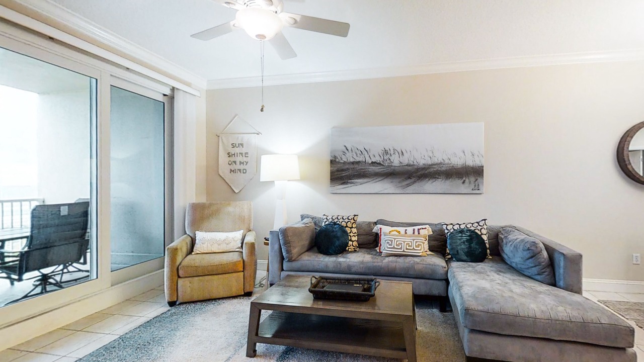 Photo of Livingroom in Amelia City