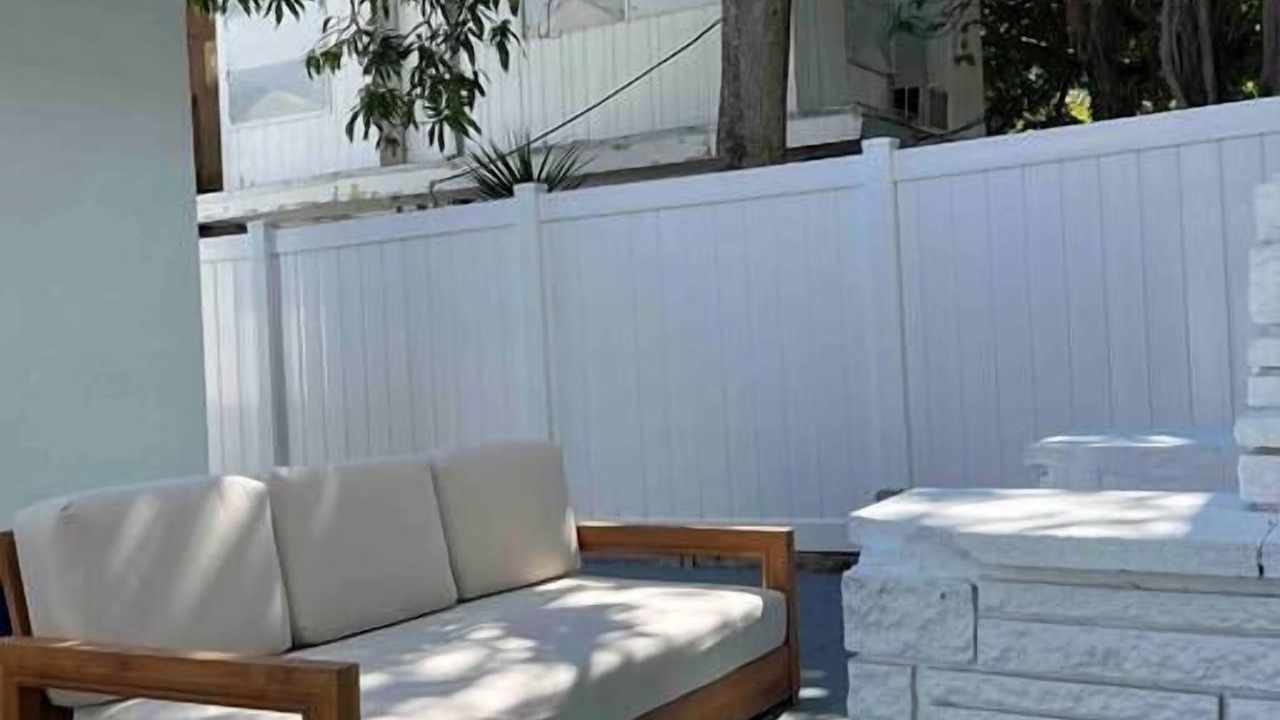 Photo of Patio Balcony in Lauderdale Beach