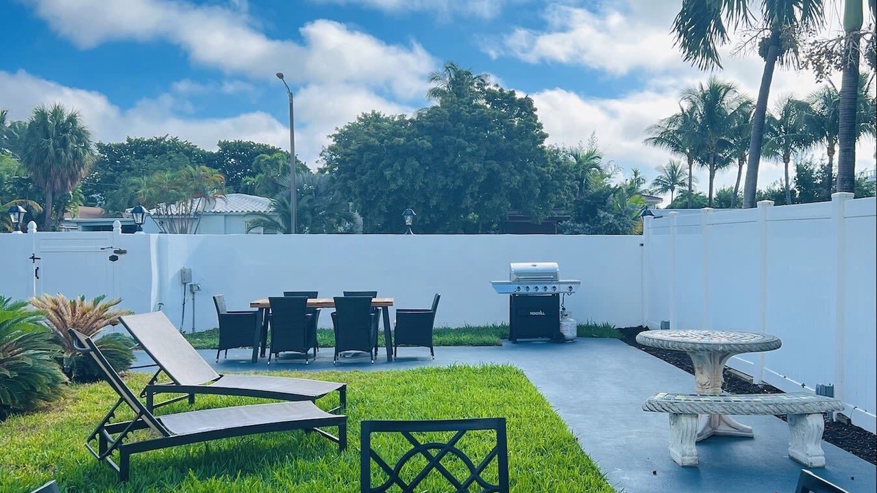 Photo of Outdoor in Lauderdale Beach