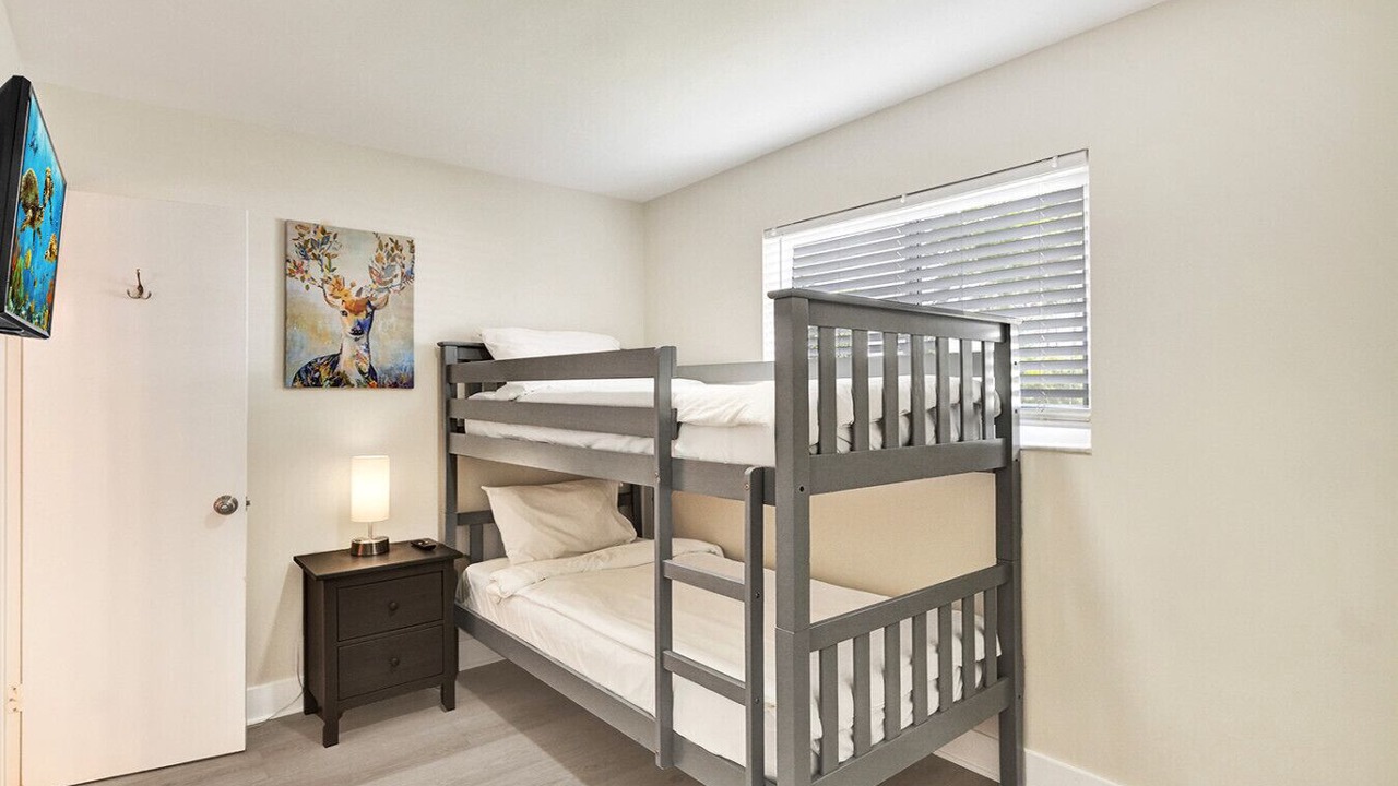 Photo of Bedroom in South Lake