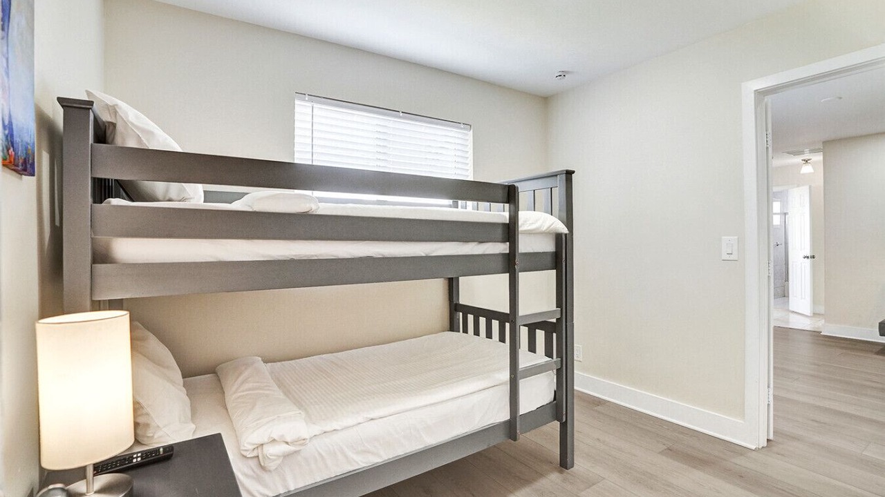 Photo of Bedroom in South Lake