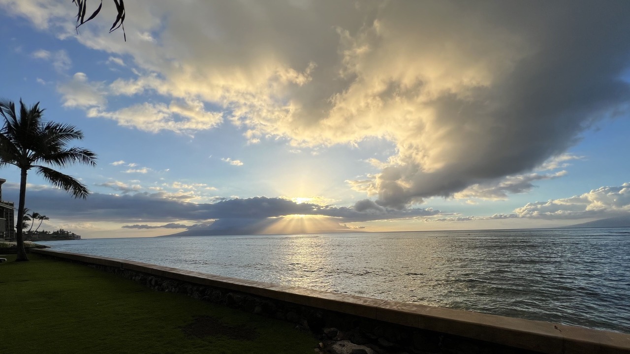 Photo of Others in Kahana