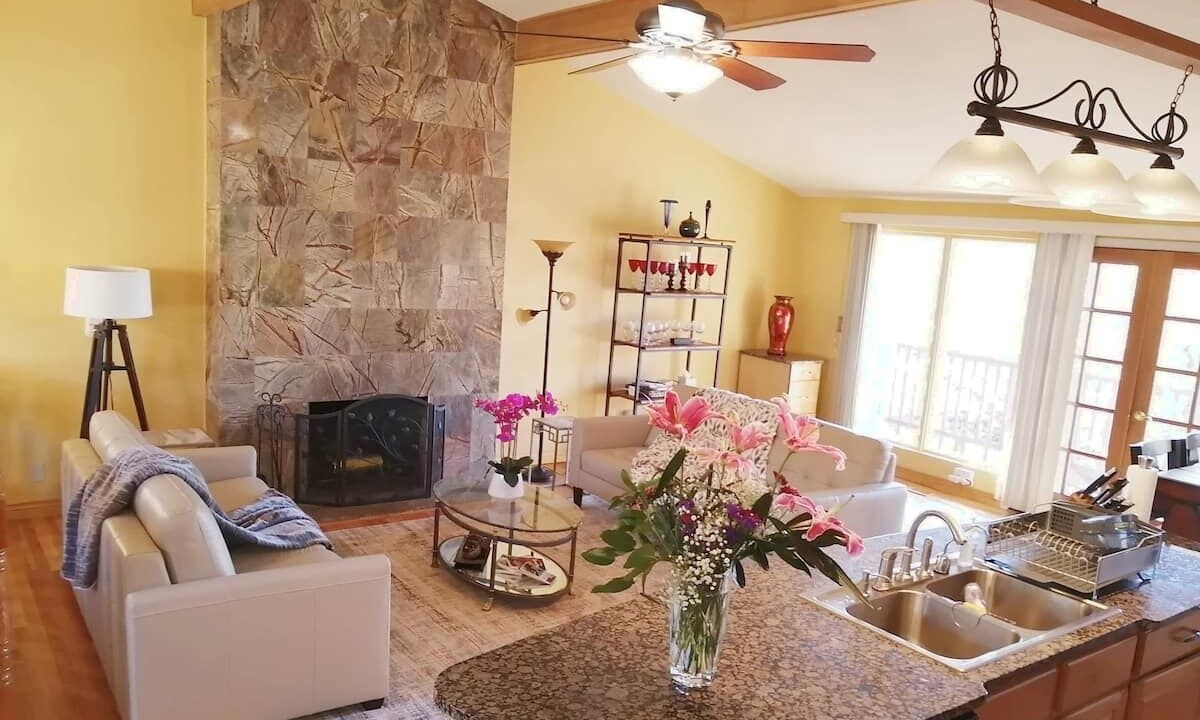 Photo of Livingroom in Mercer Island