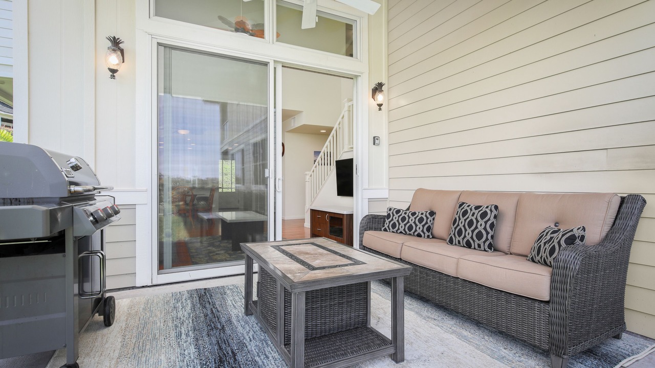 Photo of Livingroom in Kahaluu-Keauhou