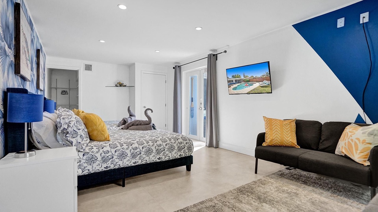 Photo of Bedroom in South Lake
