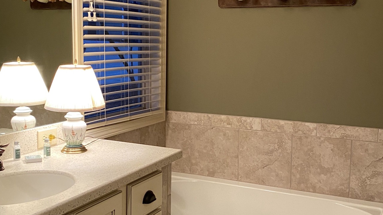 Photo of Bathroom in Eatonton