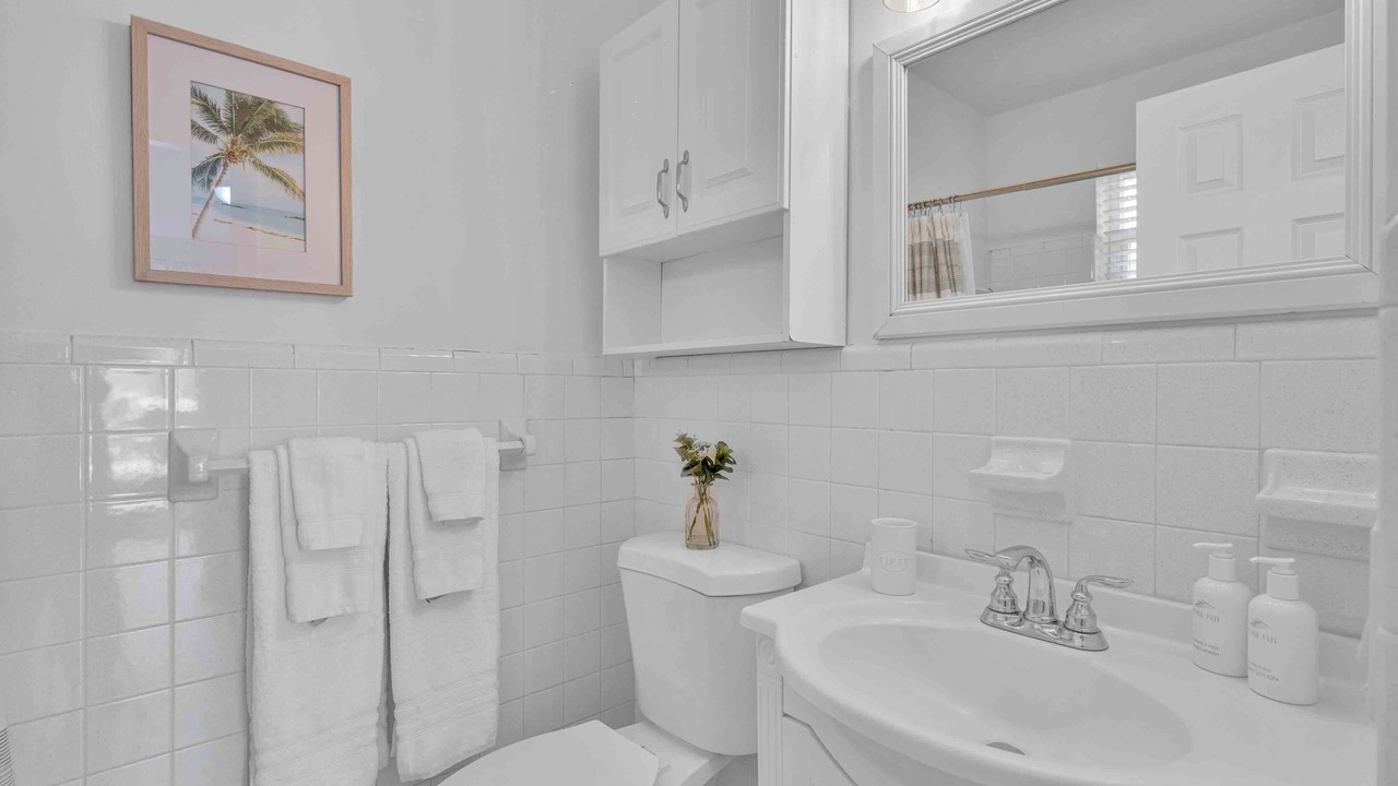Photo of Bathroom in Lauderdale Beach