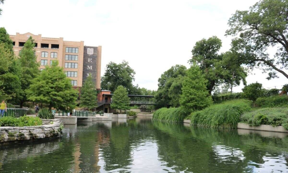 Photo of Outdoor in Mahncke Park