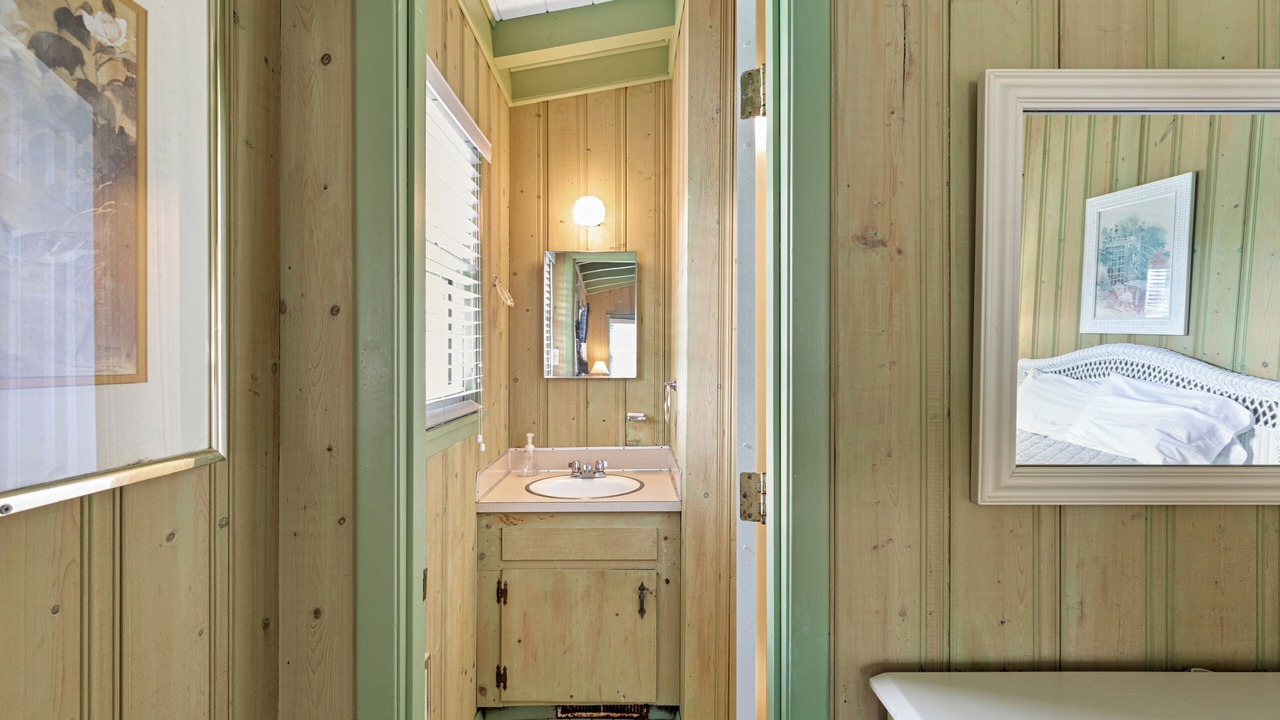 Photo of Bathroom in Litchfield by the Sea