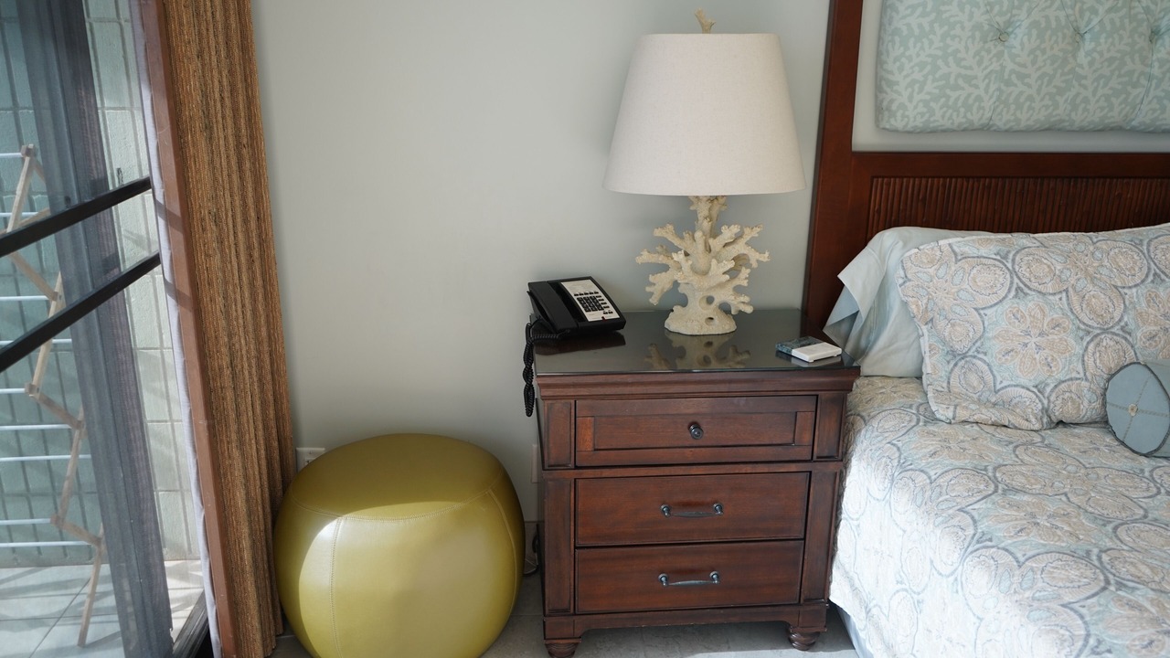 Photo of Bedroom in Historic Lahaina Front Street