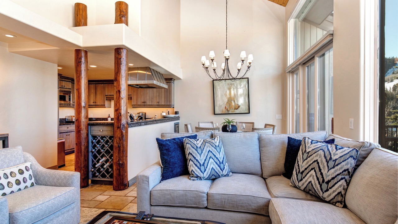 Photo of Livingroom in Deer Valley