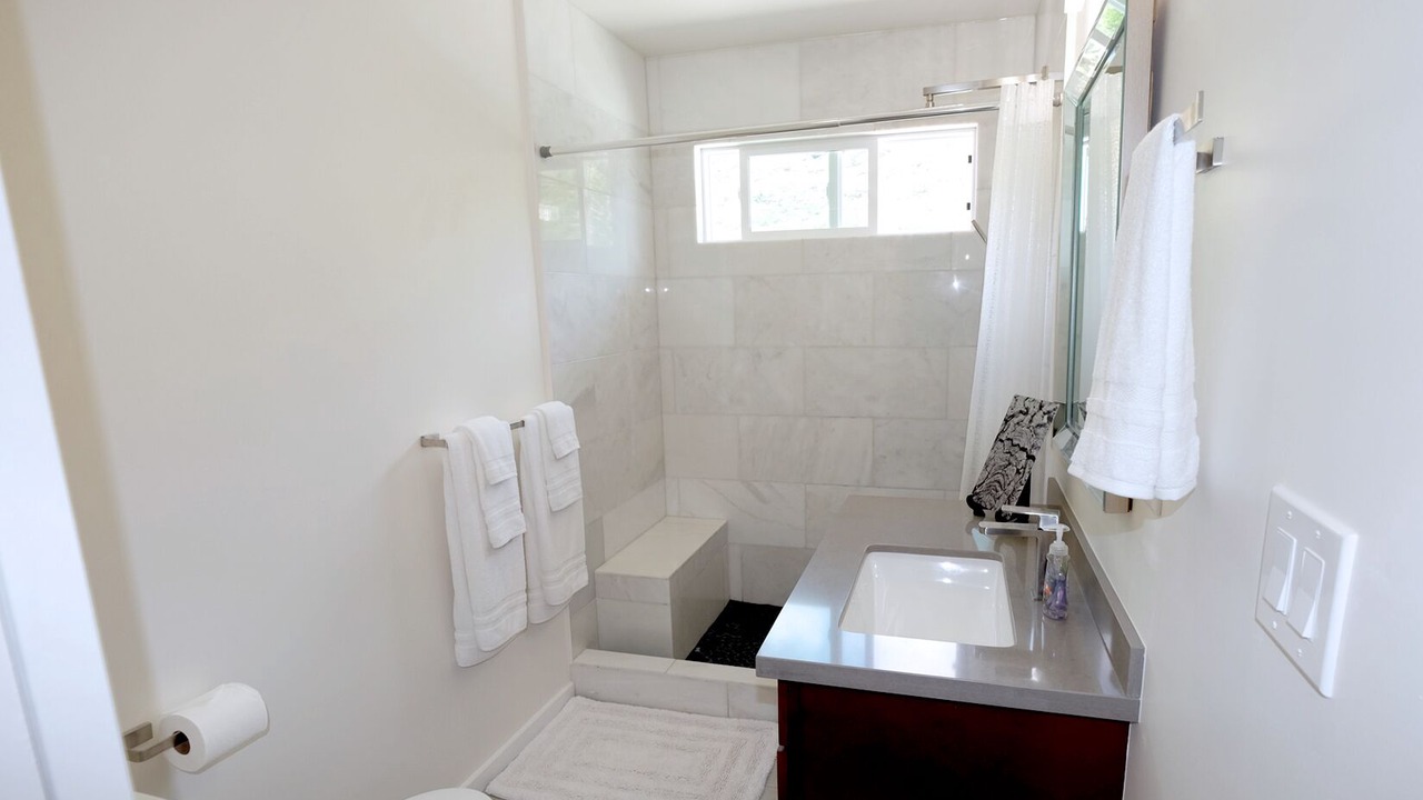 Photo of Bathroom in Hawaii Kai