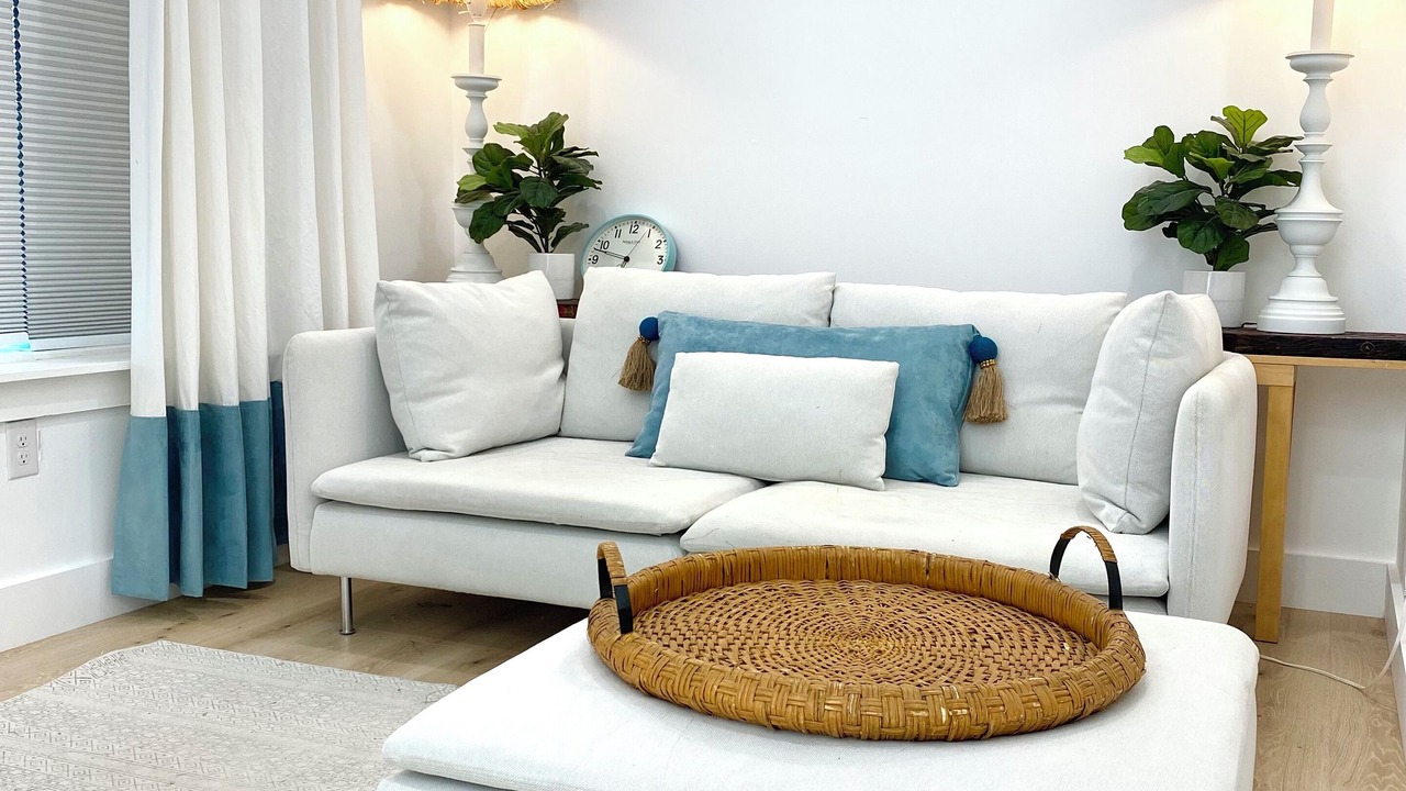 Photo of Livingroom in Shorewood-Tower Hills-Harbert