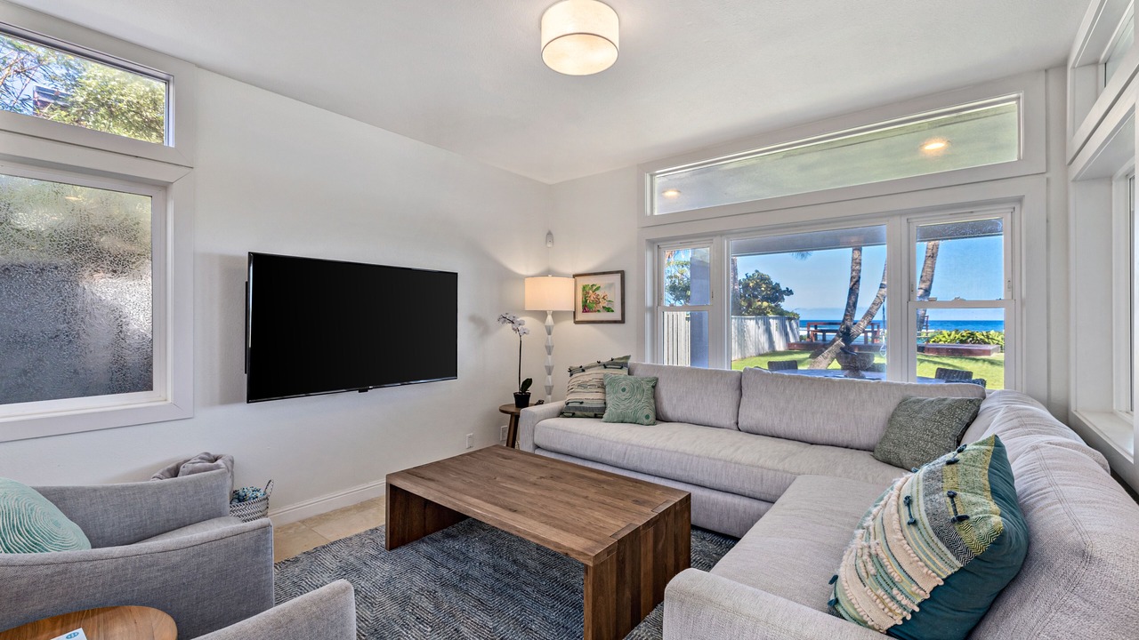 Photo of Livingroom in Mokuleia
