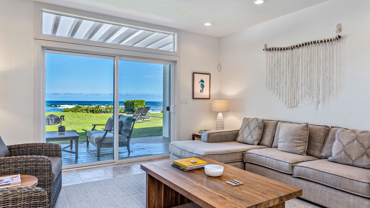 Photo of Livingroom in Mokuleia