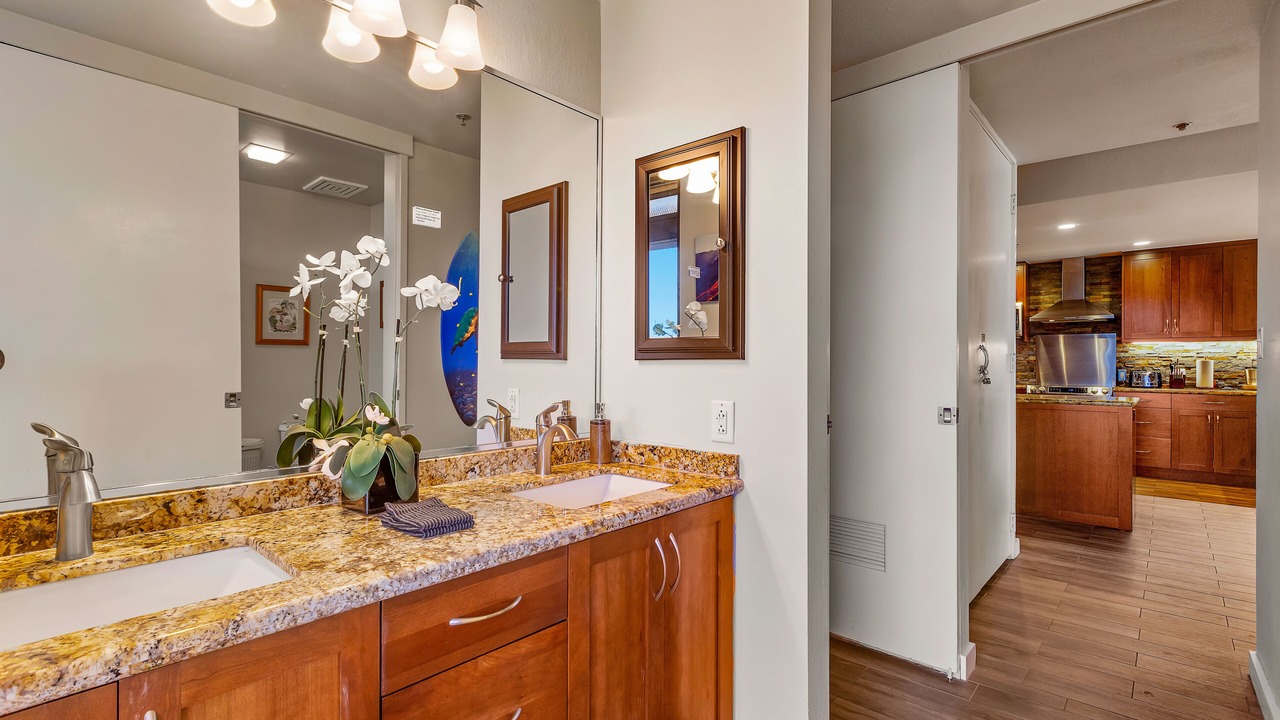Photo of Bathroom in Kahana